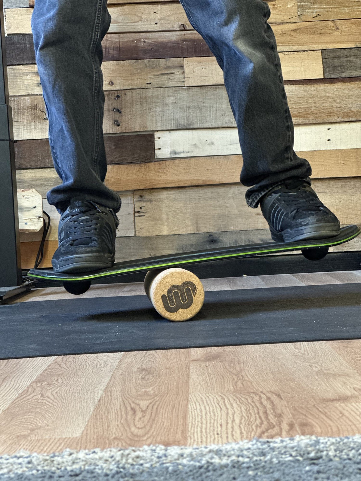 Riding the Whirly Complete on the cork roller